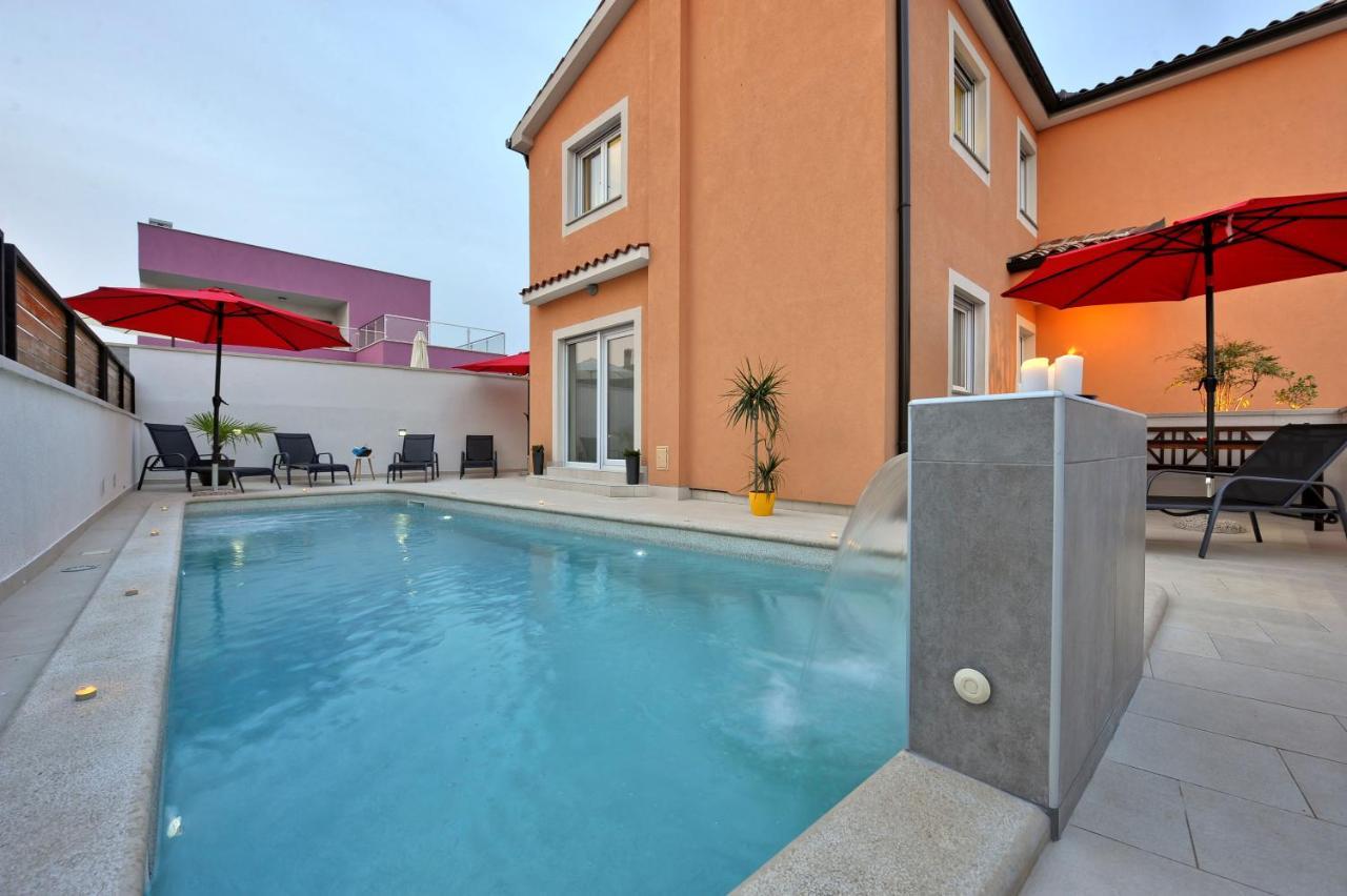 Villa With Private Pool In Village Jadreski Pula Exterior photo